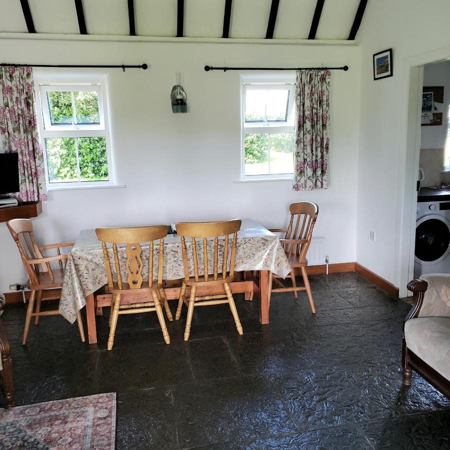 Louisburgh Cottages Ngoại thất bức ảnh